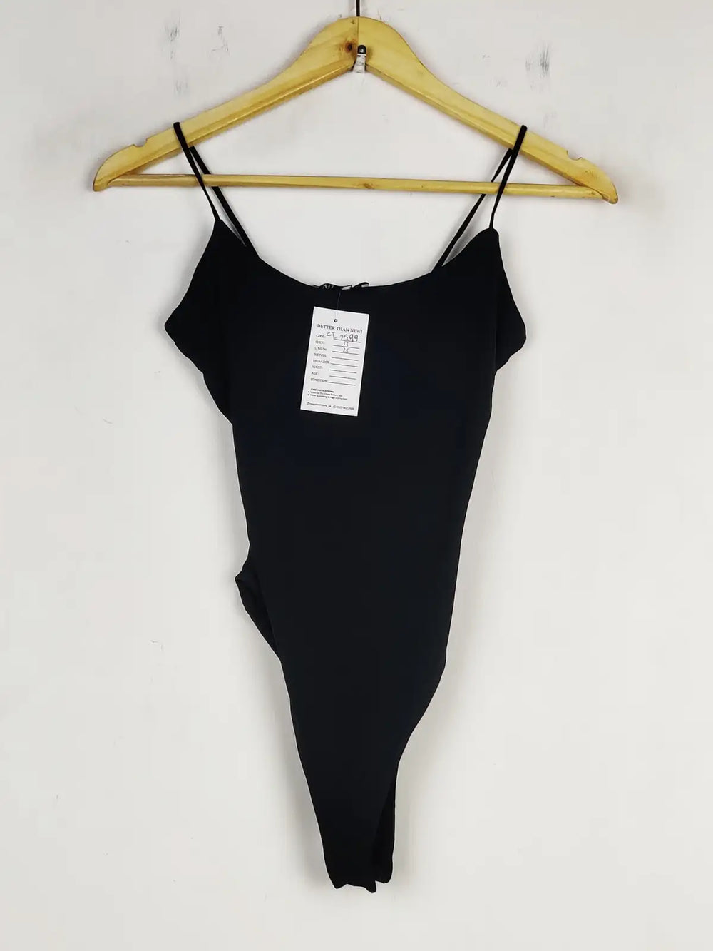 Buy online pre-used pre-loved 100% authentic & Original branded Zara (CT-2599) available in Pakistan. Top international brands avilable.