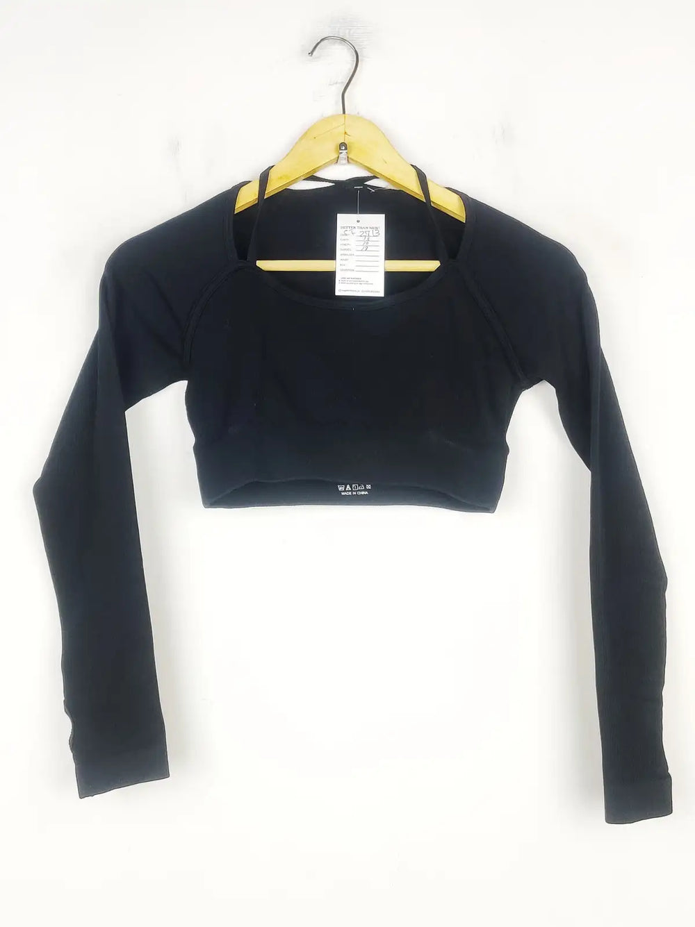 Buy online pre-used pre-loved 100% authentic & Original branded Unknown Brand (CT-2713) available in Pakistan. Top international brands avilable.