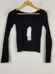 Buy online pre-used pre-loved 100% authentic & Original branded Trendyol (CT-2782) available in Pakistan. Top international brands avilable.