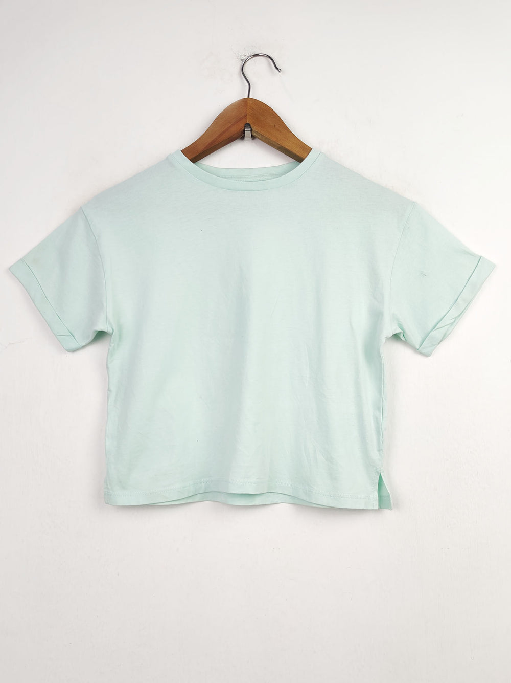 Buy online pre-used pre-loved 100% authentic & Original branded F&F (CT-288) available in Pakistan. Top international brands avilable.