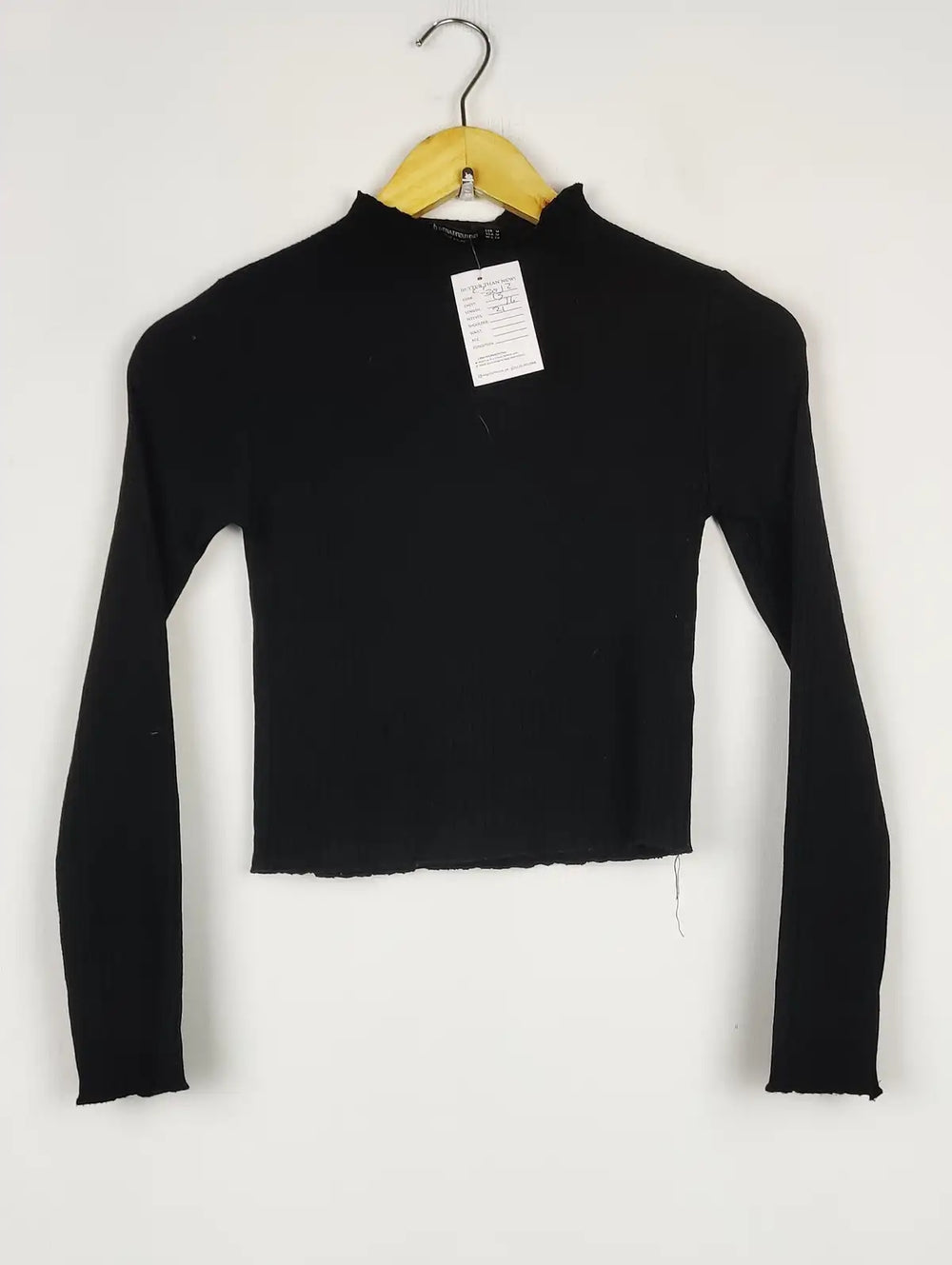 Buy online pre-used pre-loved 100% authentic & Original branded Stradivarius (CT-3012) available in Pakistan. Top international brands avilable.