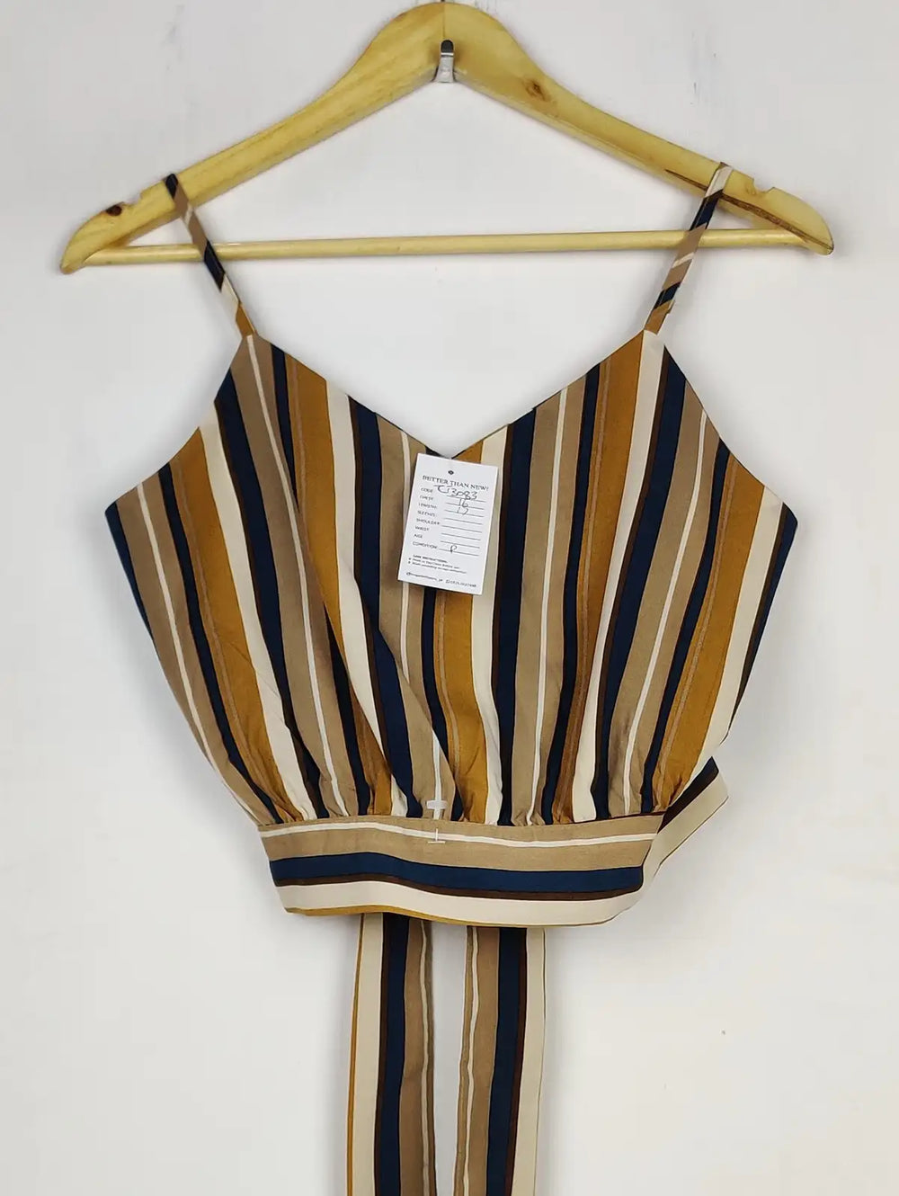Buy online pre-used pre-loved 100% authentic & Original branded Unknown Brand (CT-3083) available in Pakistan. Top international brands avilable.