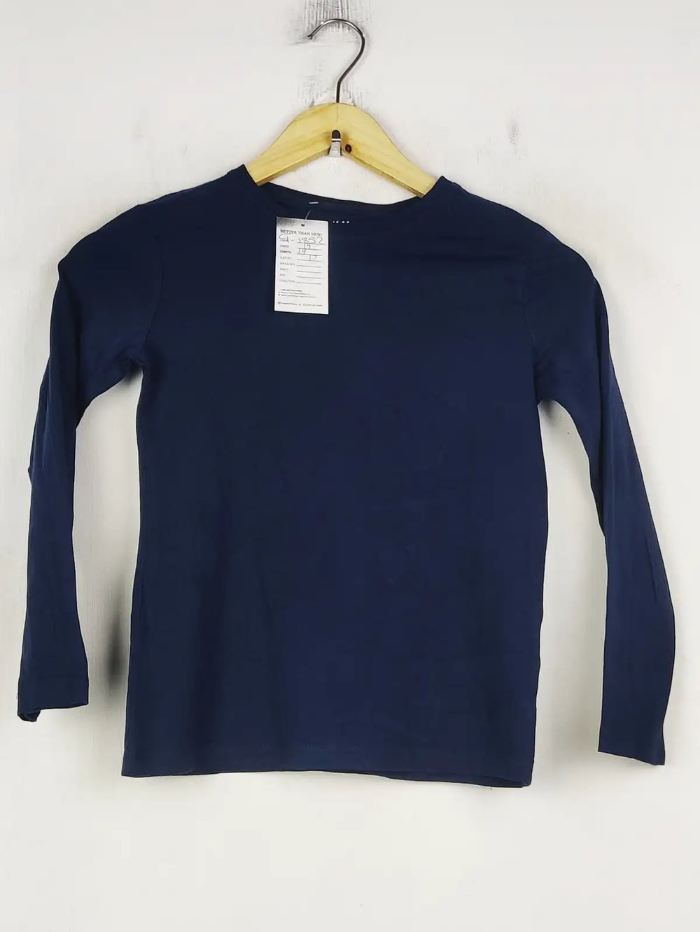 Buy online pre-used pre-loved 100% authentic & Original branded H&M (CT-3852) available in Pakistan. Top international brands avilable.