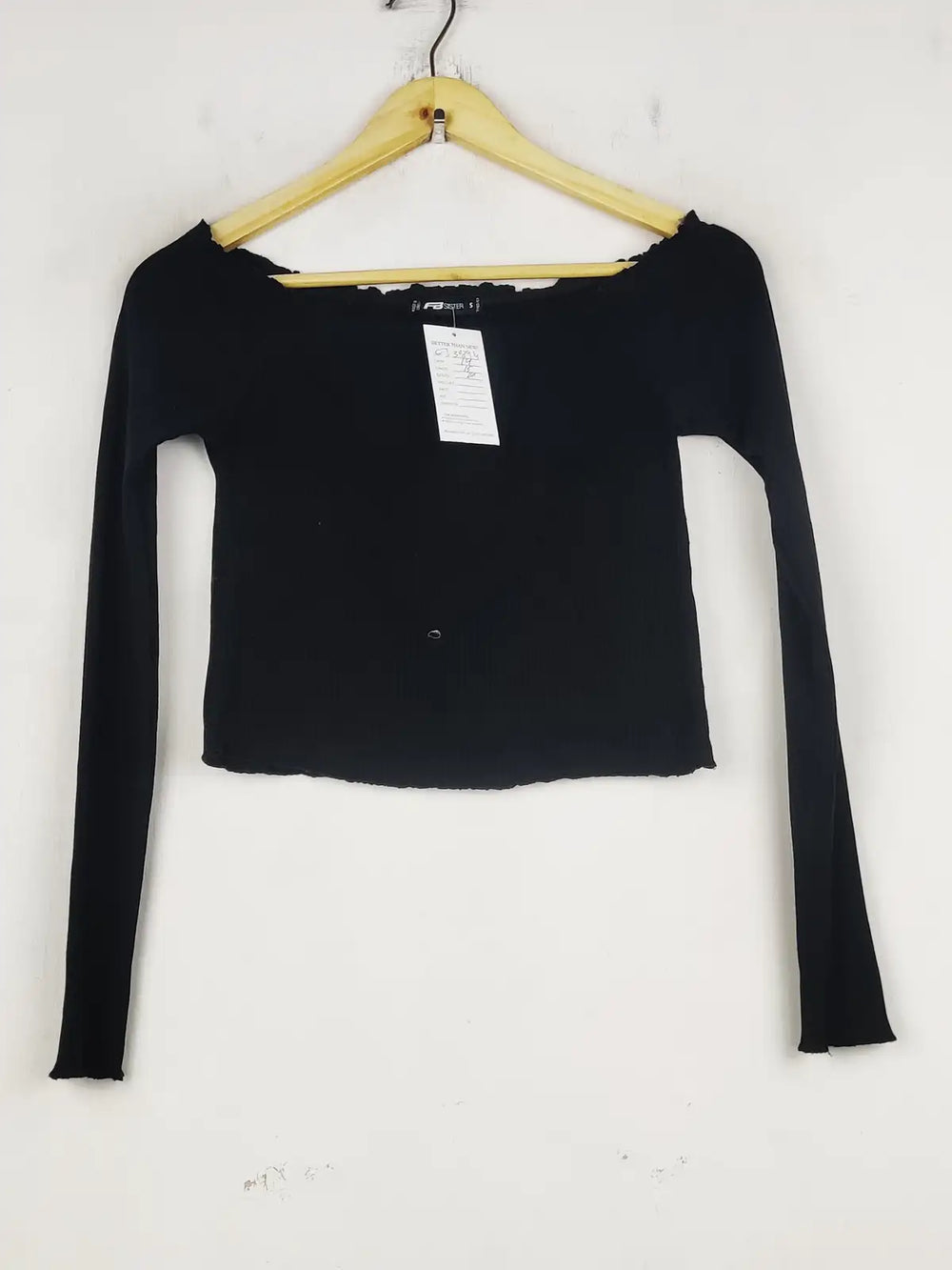 Buy online pre-used pre-loved 100% authentic & Original branded Fb Sisters (CT-3894) available in Pakistan. Top international brands avilable.
