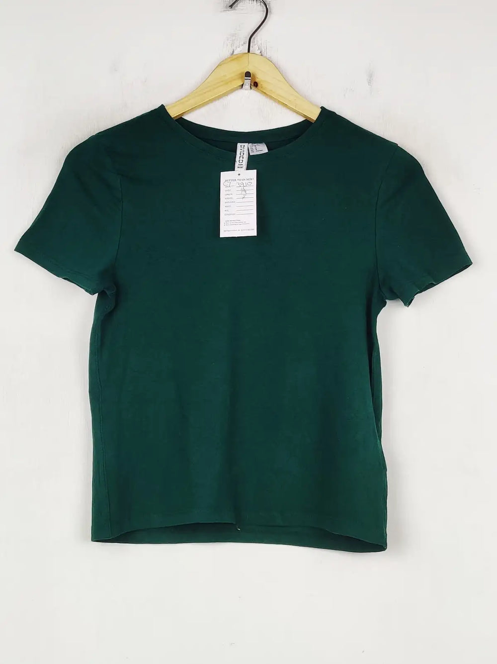 Buy online pre-used pre-loved 100% authentic & Original branded H&M (CT-3910) available in Pakistan. Top international brands avilable.