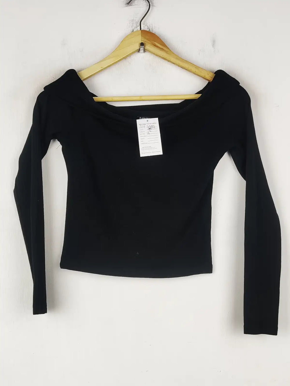 Buy online pre-used pre-loved 100% authentic & Original branded Stradivarius (CT-3985) available in Pakistan. Top international brands avilable.