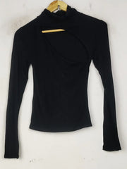 Buy online pre-used pre-loved 100% authentic & Original branded In The Style (CT-4228) available in Pakistan. Top international brands avilable.