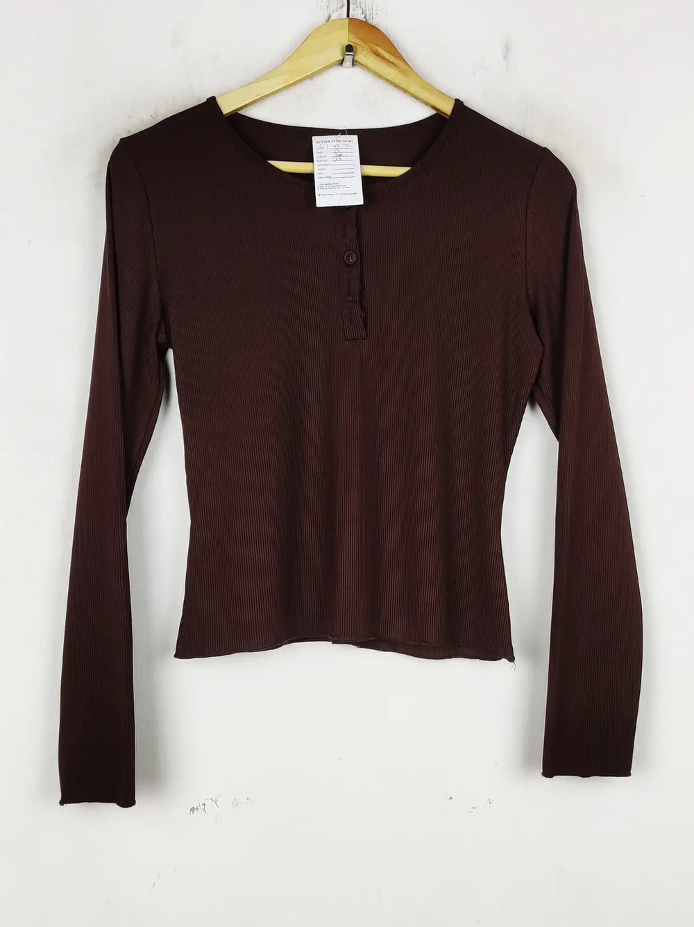Buy online pre-used pre-loved 100% authentic & Original branded Unknown Brand (CT-4270) available in Pakistan. Top international brands avilable.