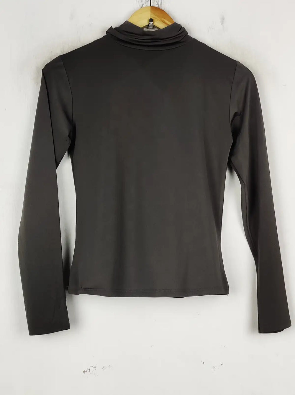 Buy online pre-used pre-loved 100% authentic & Original branded Primark (CT-4272) available in Pakistan. Top international brands avilable.