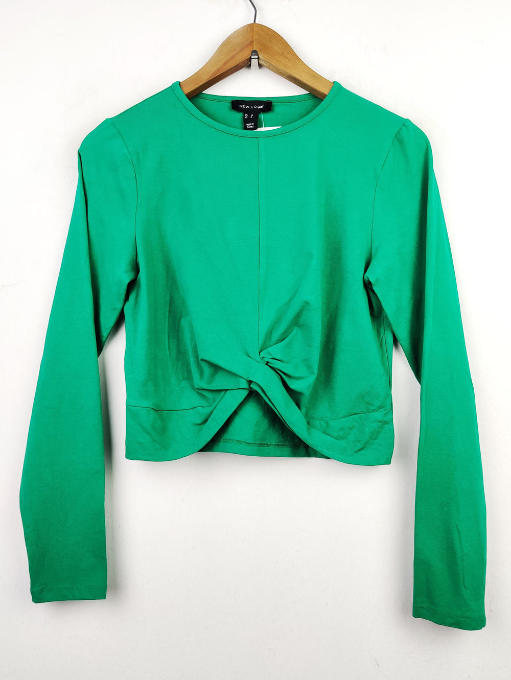 Buy online pre-used pre-loved 100% authentic & Original branded New Look (CT-427) available in Pakistan. Top international brands avilable.