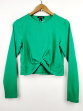 Buy online pre-used pre-loved 100% authentic & Original branded New Look (CT-427) available in Pakistan. Top international brands avilable.