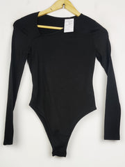 Buy online pre-used pre-loved 100% authentic & Original branded Unknown Brand (CT-4648) available in Pakistan. Top international brands avilable.