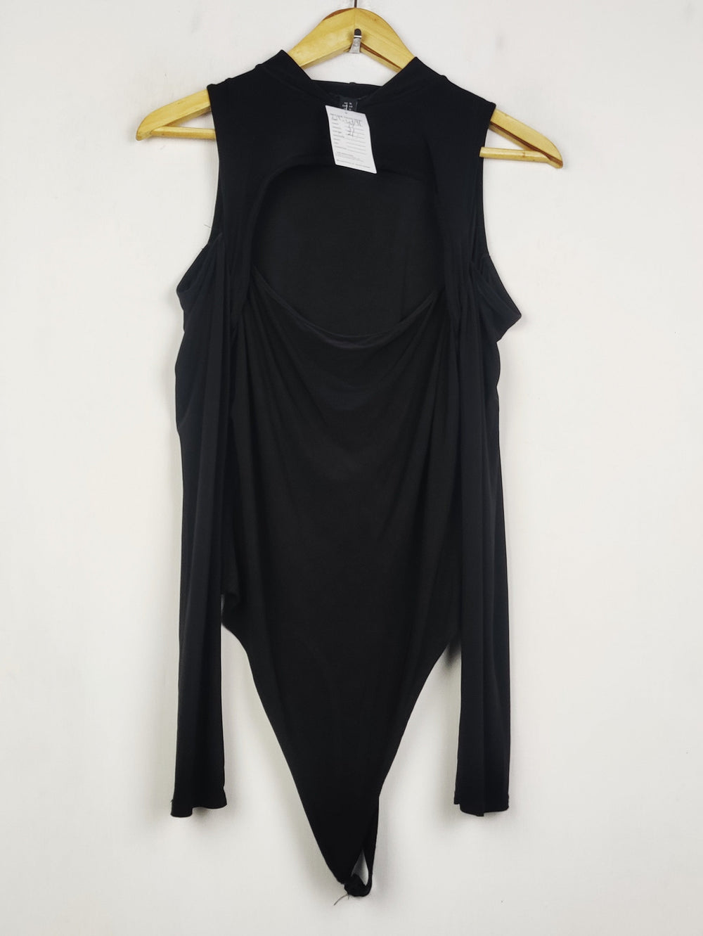 Buy online pre-used pre-loved 100% authentic & Original branded Boohoo (CT-4691) available in Pakistan. Top international brands avilable.