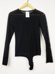 Buy online pre-used pre-loved 100% authentic & Original branded Unknown Brand (CT-4811) available in Pakistan. Top international brands avilable.