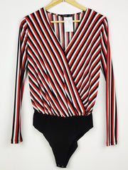 Buy online pre-used pre-loved 100% authentic & Original branded Bershka (CT-4840) available in Pakistan. Top international brands avilable.