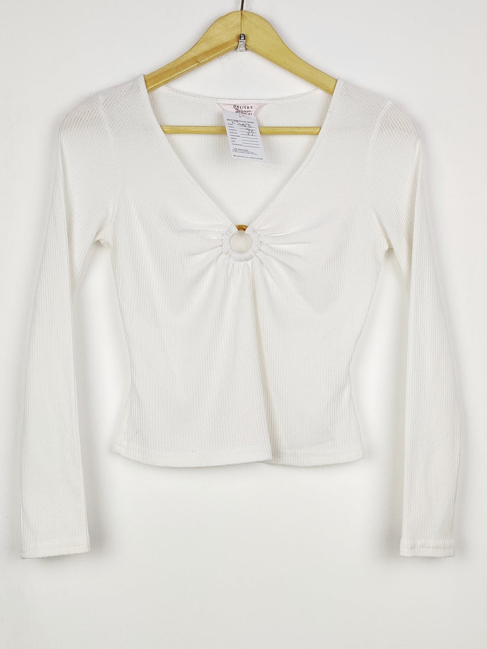 Buy online pre-used pre-loved 100% authentic & Original branded Petites (CT-4871) available in Pakistan. Top international brands avilable.