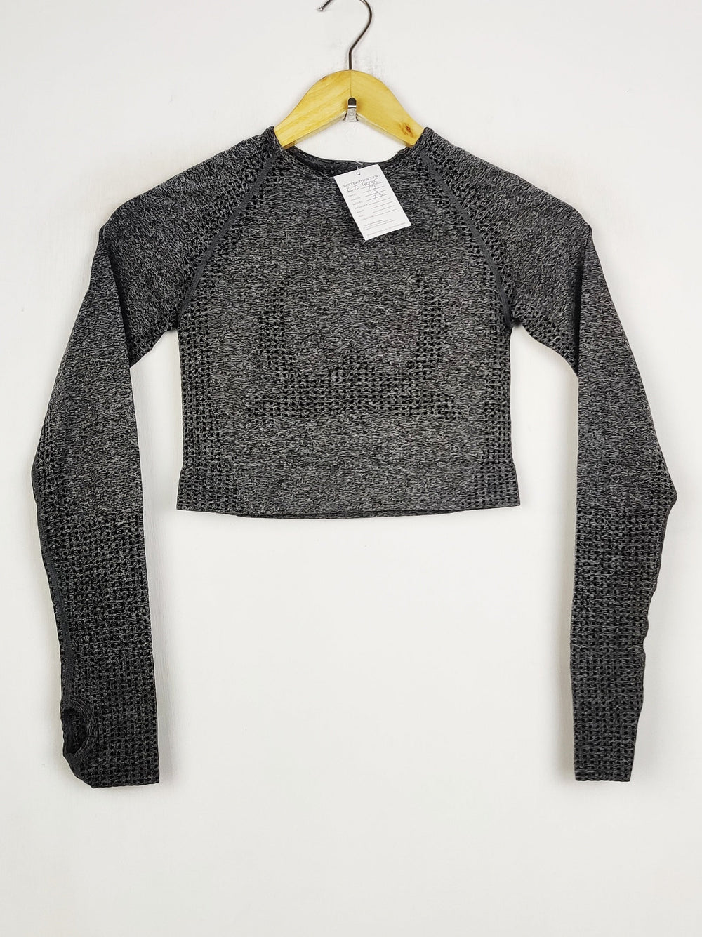 Buy online pre-used pre-loved 100% authentic & Original branded Unknown Brand (CT-4935) available in Pakistan. Top international brands avilable.