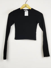 Buy online pre-used pre-loved 100% authentic & Original branded Bershka (CT-5020) available in Pakistan. Top international brands avilable.