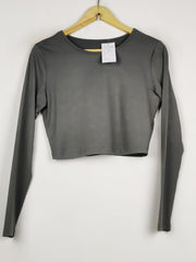 Buy online pre-used pre-loved 100% authentic & Original branded Shein (CT-5093) available in Pakistan. Top international brands avilable.