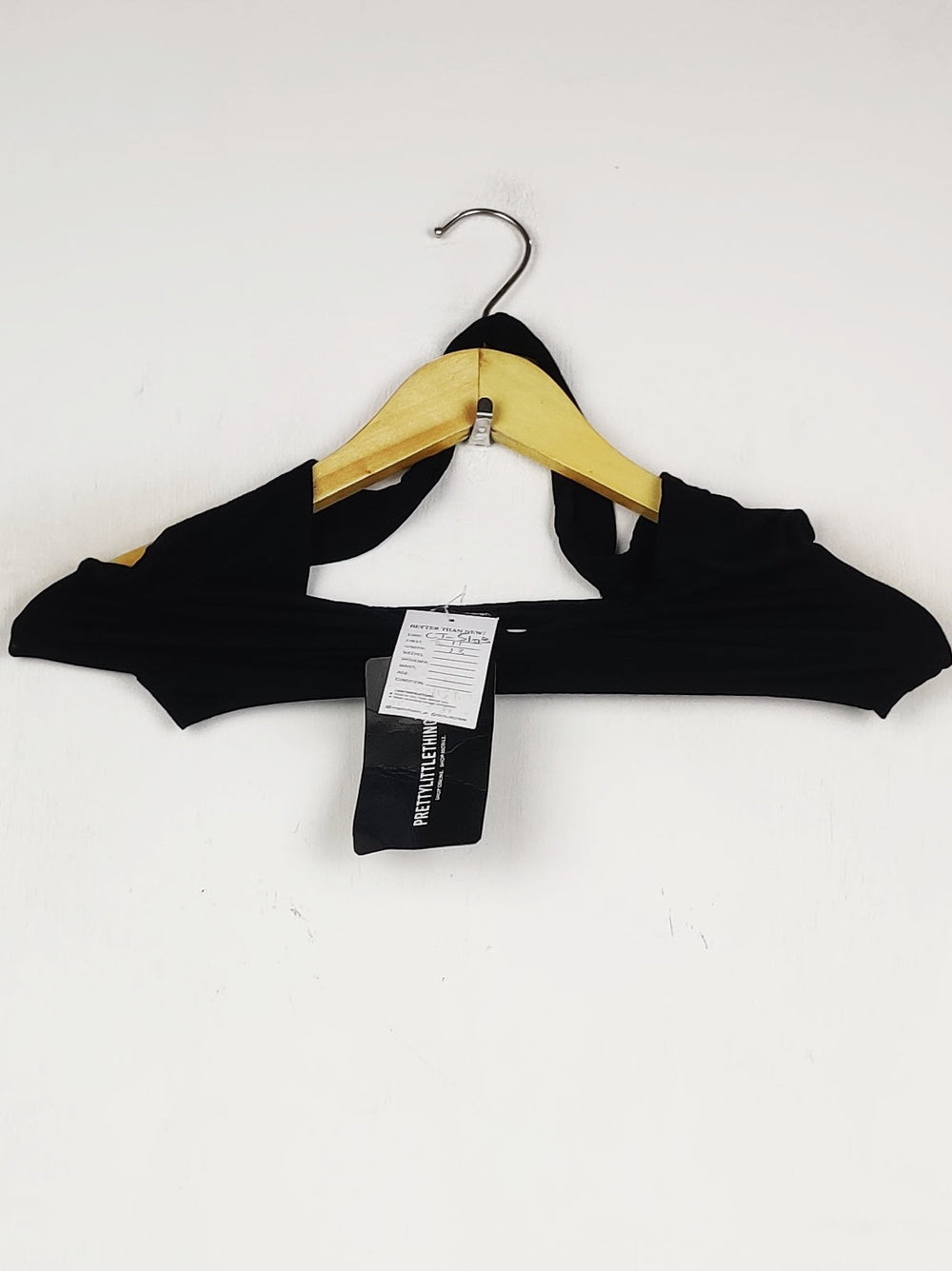 Buy online pre-used pre-loved 100% authentic & Original branded Prettylittlething (CT-5103) available in Pakistan. Top international brands avilable.