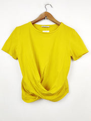 Buy online pre-used pre-loved 100% authentic & Original branded Zara (CT-608) available in Pakistan. Top international brands avilable.