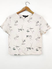 Buy online pre-used pre-loved 100% authentic & Original branded New Look (CT-641) available in Pakistan. Top international brands avilable.