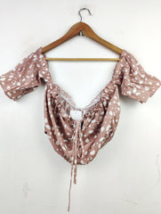 Buy online pre-used pre-loved 100% authentic & Original branded Shein (CT-934) available in Pakistan. Top international brands avilable.