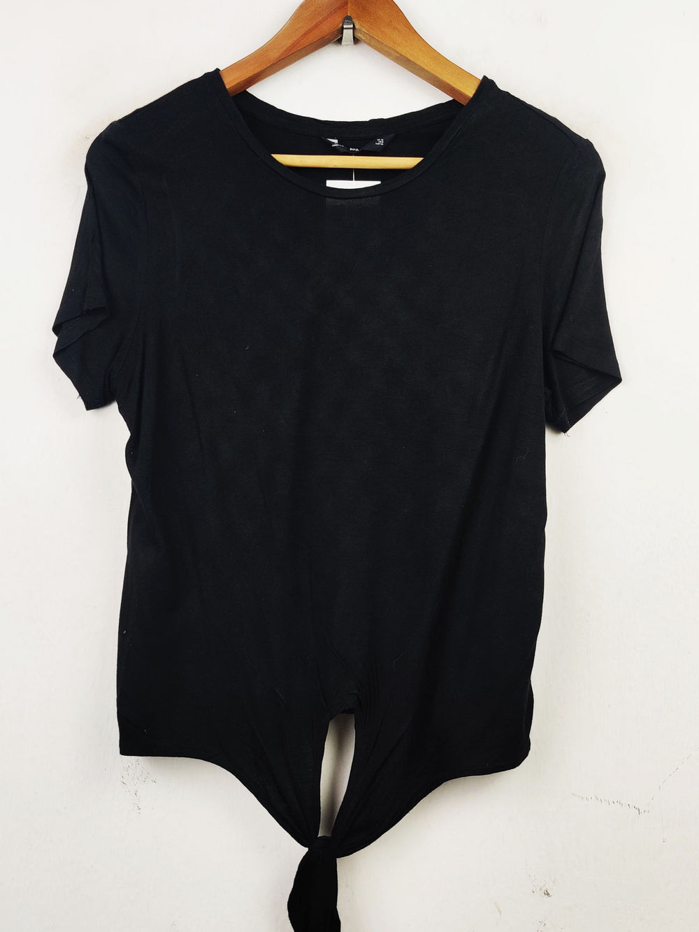 Buy online pre-used pre-loved 100% authentic & Original branded F&F (CT-995) available in Pakistan. Top international brands avilable.