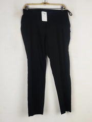Buy online pre-used pre-loved 100% authentic & Original branded Tapered (DP-1054) available in Pakistan. Top international brands avilable.