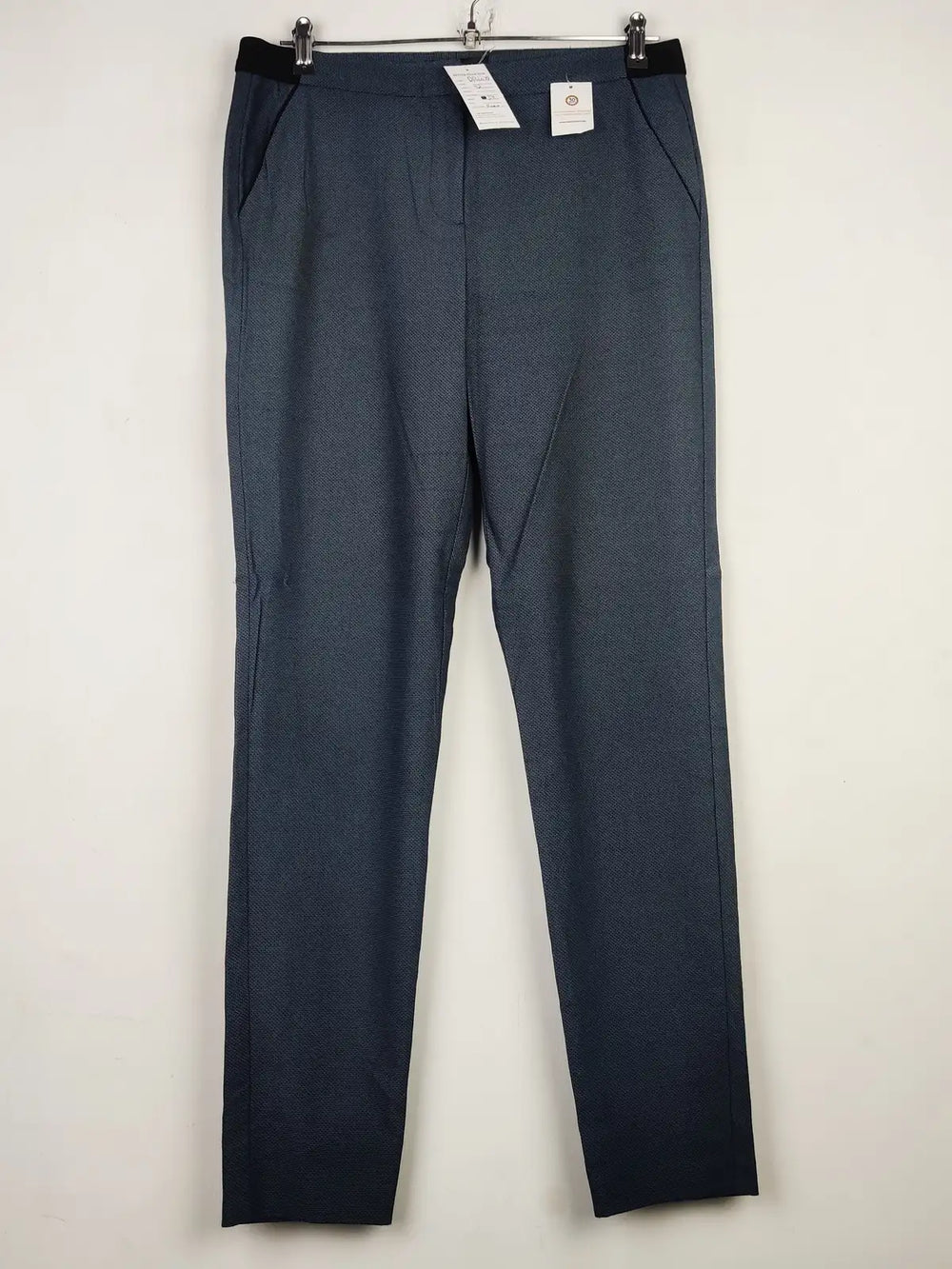 Buy online pre-used pre-loved 100% authentic & Original branded Marks & Spencer (DP-1079) available in Pakistan. Top international brands avilable.