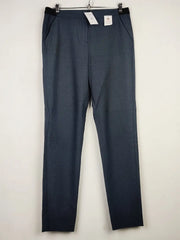 Buy online pre-used pre-loved 100% authentic & Original branded Marks & Spencer (DP-1079) available in Pakistan. Top international brands avilable.
