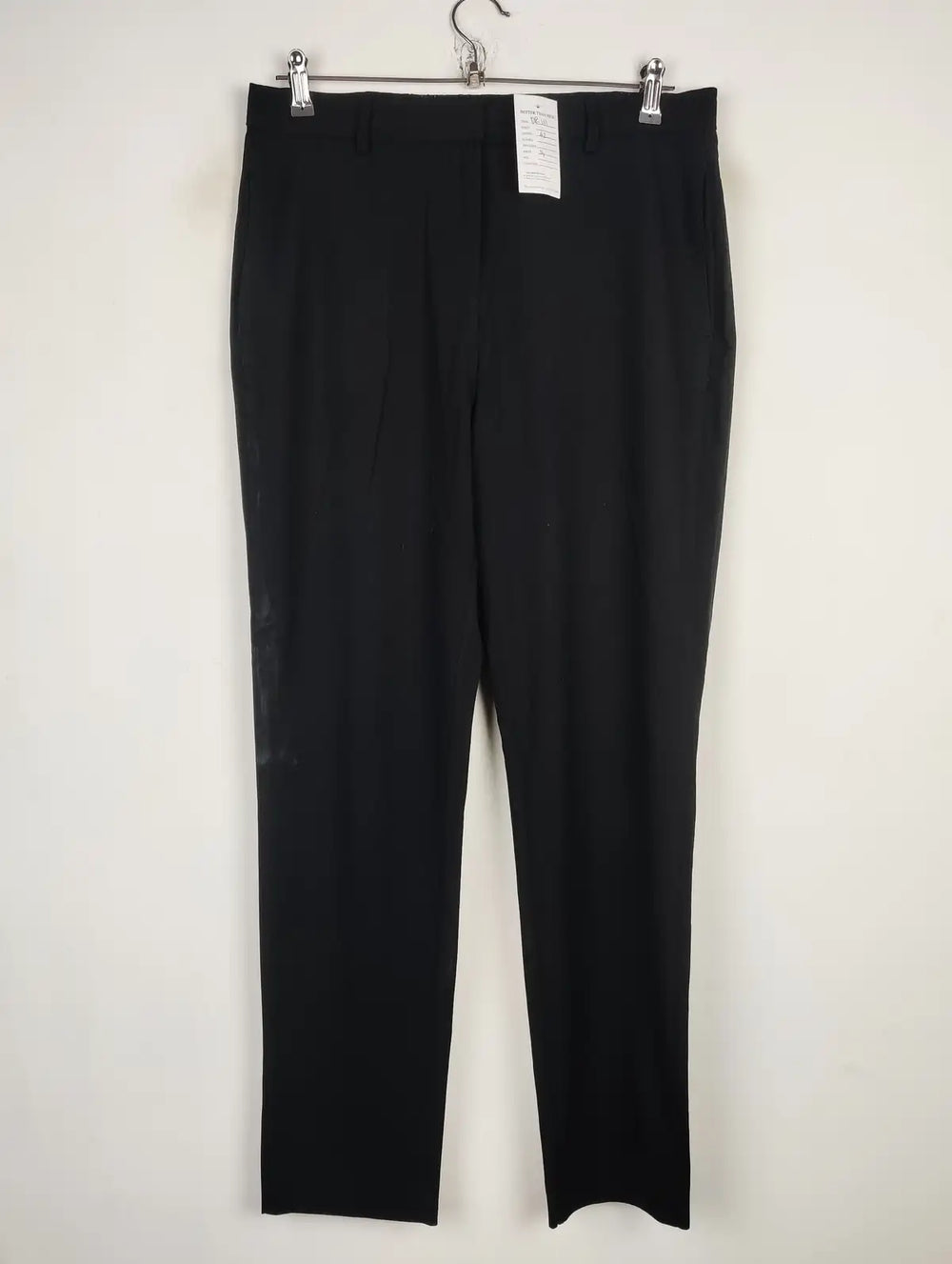 Buy online pre-used pre-loved 100% authentic & Original branded Unknown Brand (DP-111) available in Pakistan. Top international brands avilable.