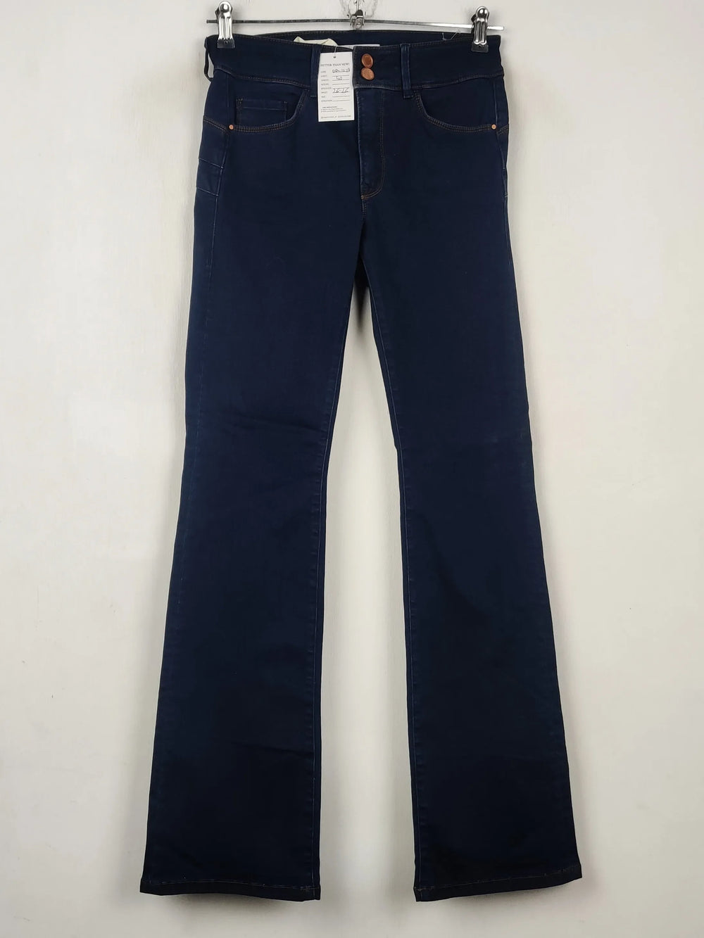 Buy online pre-used pre-loved 100% authentic & Original branded Salsa Jeans (DP-1229) available in Pakistan. Top international brands avilable.