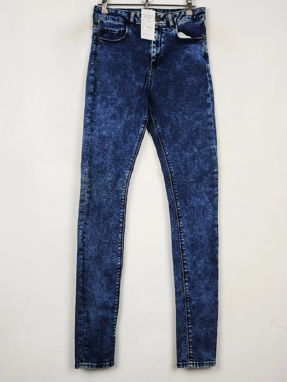 Buy online pre-used pre-loved 100% authentic & Original branded Asos (DP-1250) available in Pakistan. Top international brands avilable.