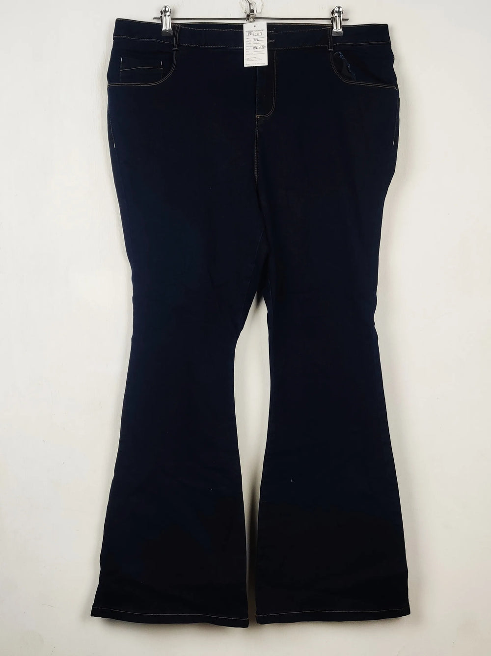 Buy online pre-used pre-loved 100% authentic & Original branded Dorothy Perkins (DP-1297) available in Pakistan. Top international brands avilable.