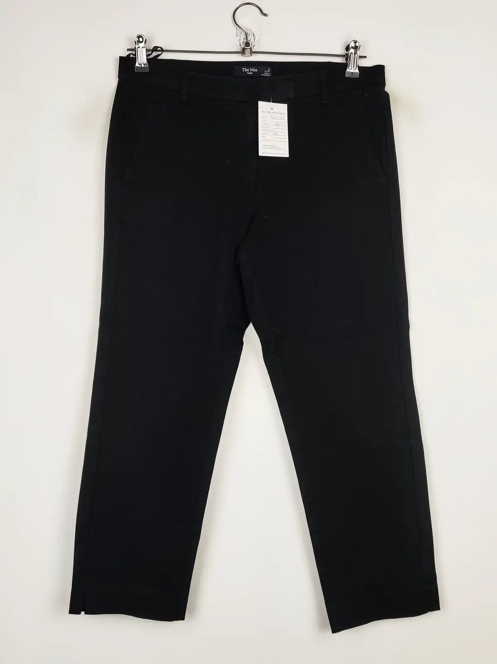 Buy online pre-used pre-loved 100% authentic & Original branded Marks & Spencer (DP-132) available in Pakistan. Top international brands avilable.