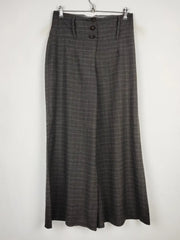 Buy online pre-used pre-loved 100% authentic & Original branded Next (DP-133) available in Pakistan. Top international brands avilable.