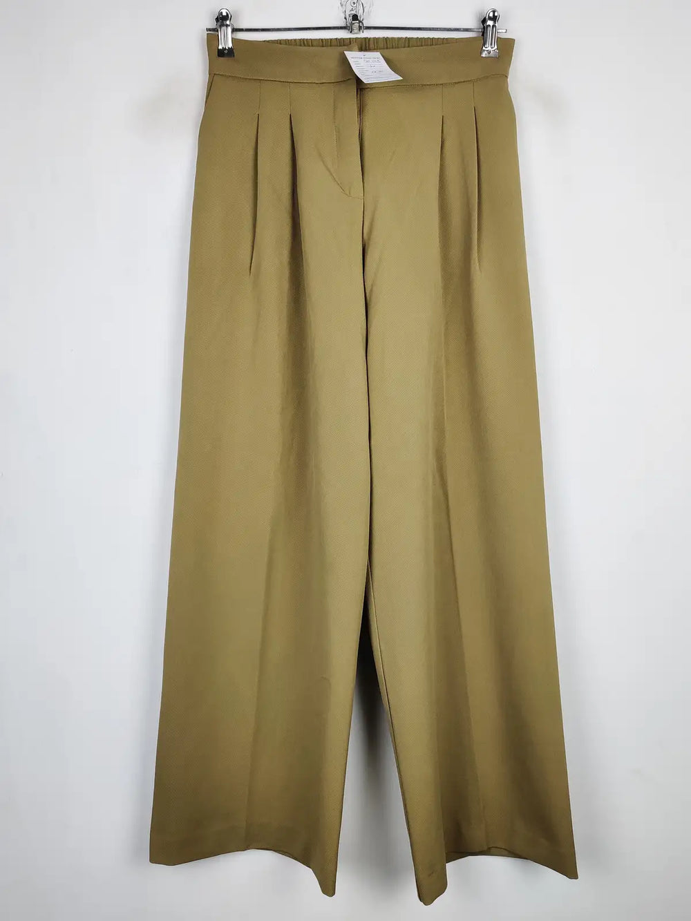 Buy online pre-used pre-loved 100% authentic & Original branded Tu (DP-145) available in Pakistan. Top international brands avilable.