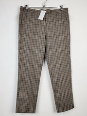Marks & Spencer (DP-214)
