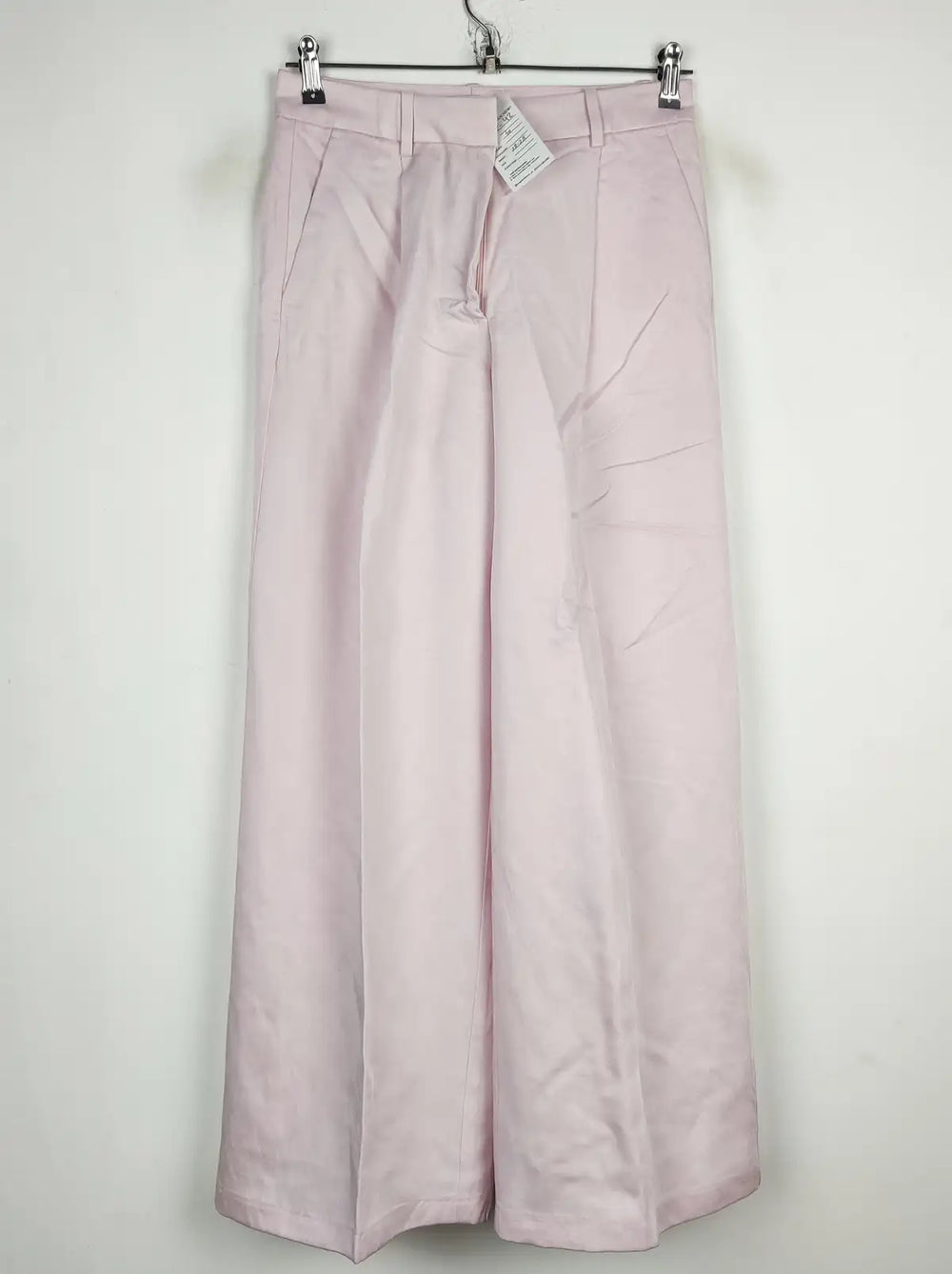 Buy online pre-used pre-loved 100% authentic & Original branded Marks & Spencer (DP-42) available in Pakistan. Top international brands avilable.