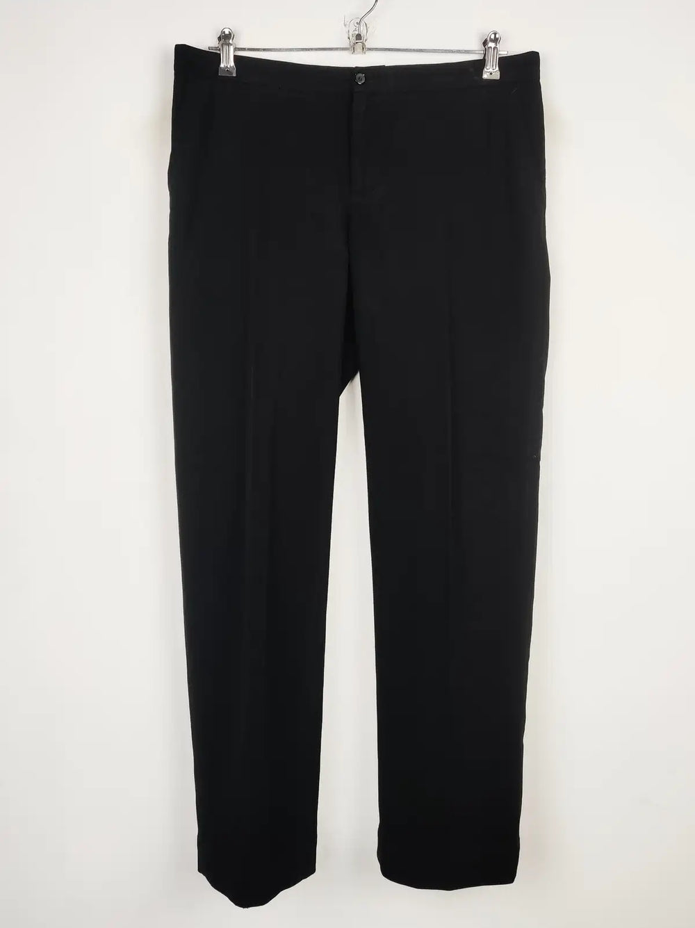 Buy online pre-used pre-loved 100% authentic & Original branded Unknown Brand (DP-46) available in Pakistan. Top international brands avilable.