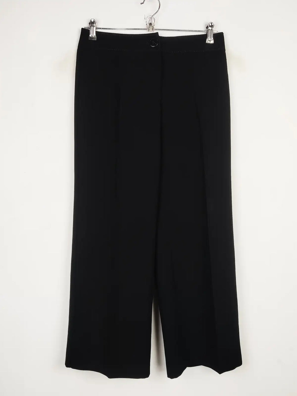 Buy online pre-used pre-loved 100% authentic & Original branded Marks & Spencer (DP-47) available in Pakistan. Top international brands avilable.