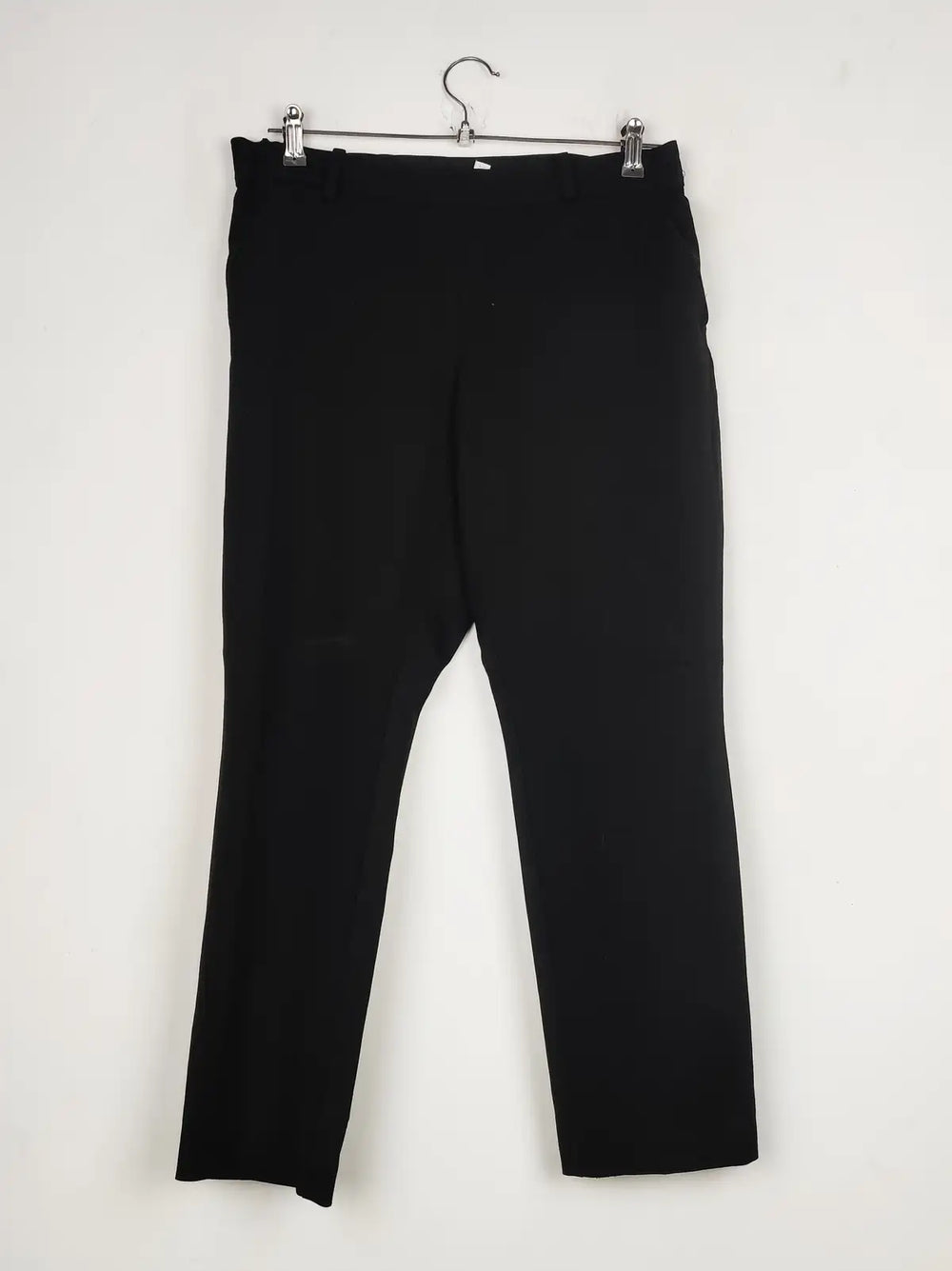 Buy online pre-used pre-loved 100% authentic & Original branded H&M (DP-723) available in Pakistan. Top international brands avilable.