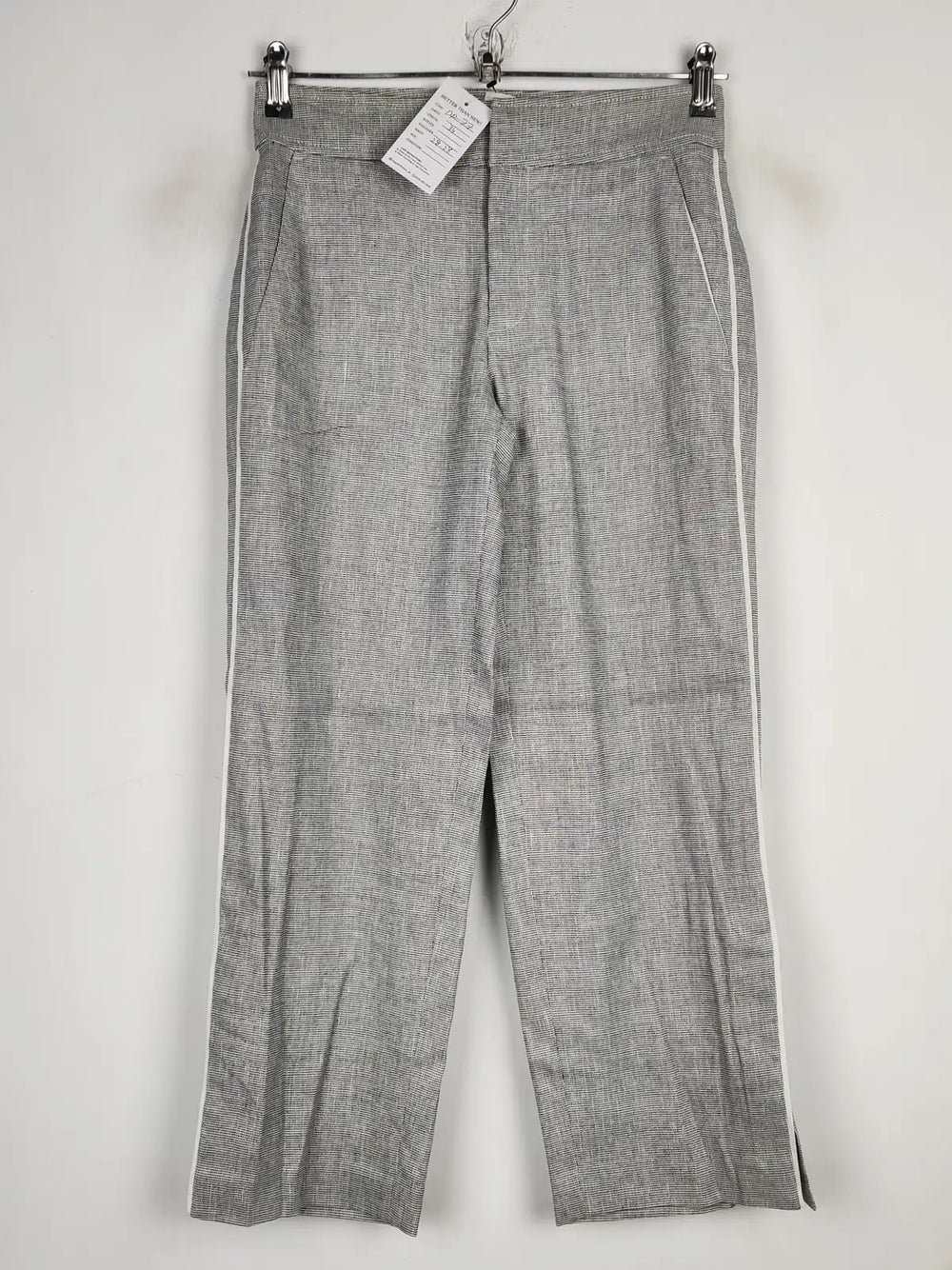 Buy online pre-used pre-loved 100% authentic & Original branded Club Monaco (DP-77) available in Pakistan. Top international brands avilable.