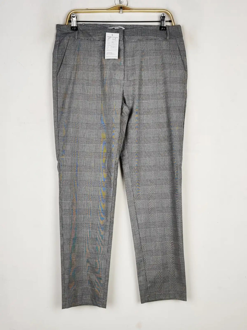 Buy online pre-used pre-loved 100% authentic & Original branded La Petite Française (DP-918) available in Pakistan. Top international brands avilable.