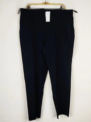 Buy online pre-used pre-loved 100% authentic & Original branded Marks & Spencer (DP-969) available in Pakistan. Top international brands avilable.