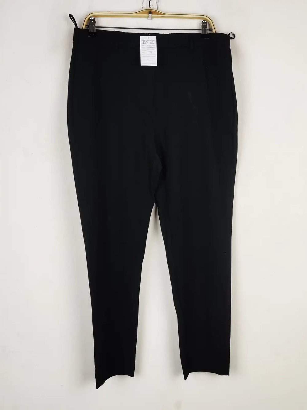 Buy online pre-used pre-loved 100% authentic & Original branded Marks & Spencer (DP-982) available in Pakistan. Top international brands avilable.