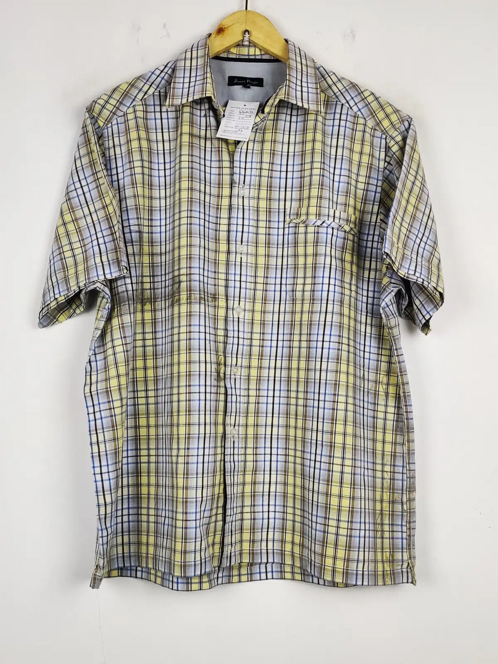 Buy online pre-used pre-loved 100% authentic & Original branded James Pringle (DS-1032) available in Pakistan. Top international brands avilable.
