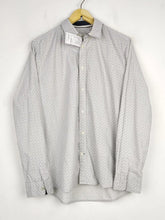 Buy online pre-used pre-loved 100% authentic & Original branded Tom Tailor (DS-1127) available in Pakistan. Top international brands avilable.