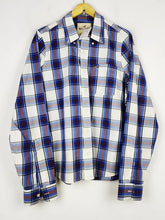 Buy online pre-used pre-loved 100% authentic & Original branded Hollister (DS-1179) available in Pakistan. Top international brands avilable.
